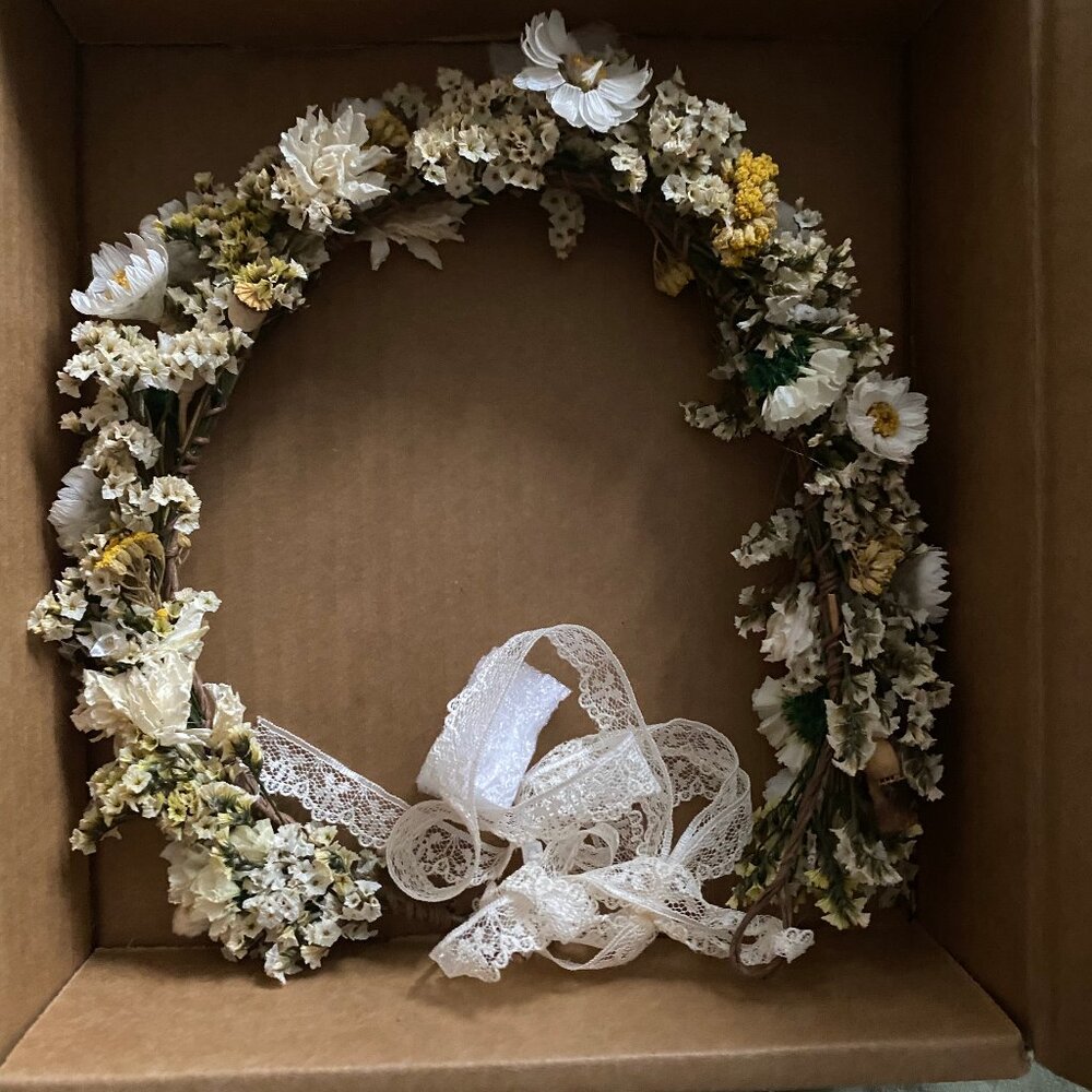 Solstice white and yellow daisy flower crown